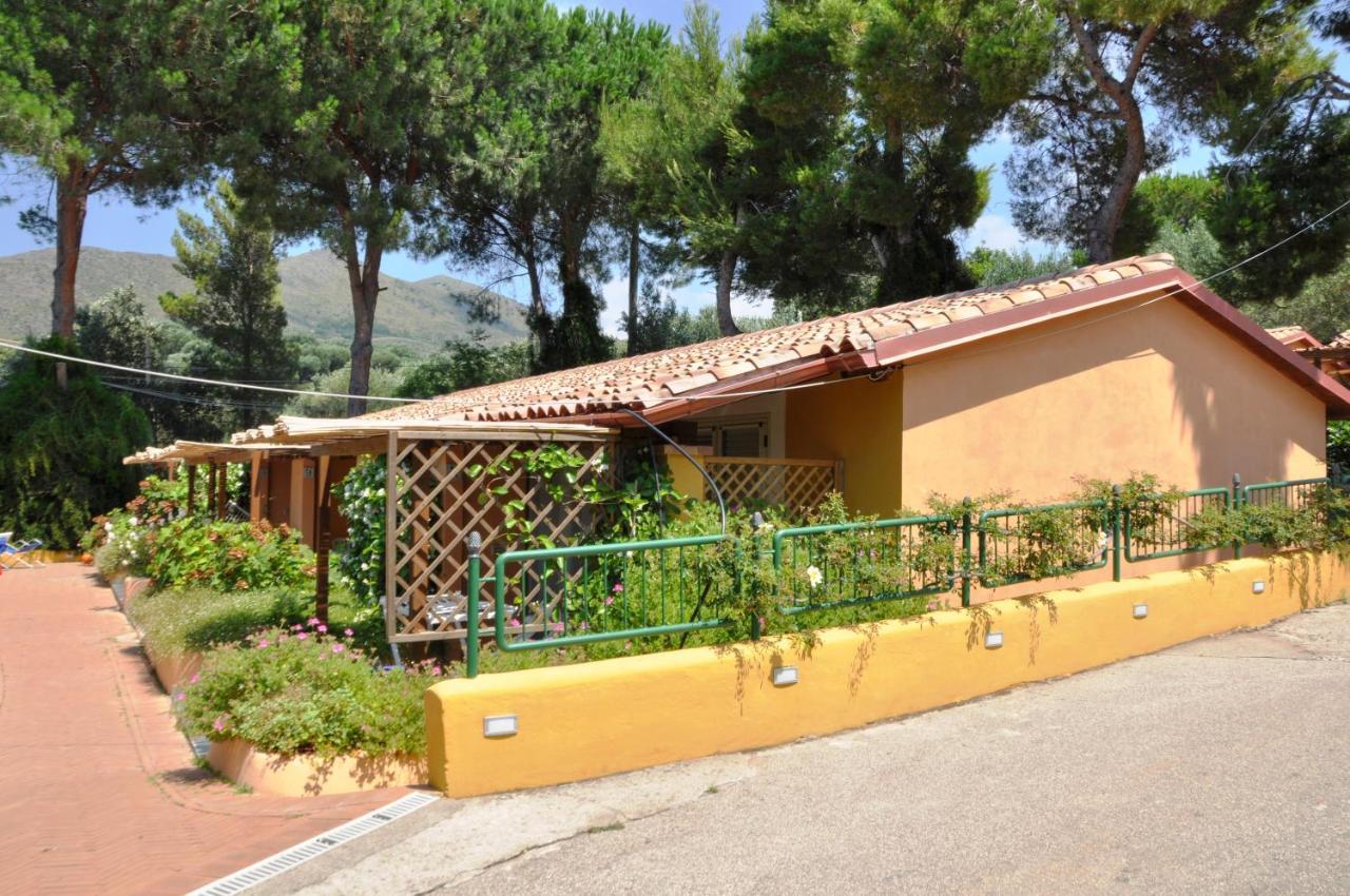 Villaggio La Perla Marina di Camerota Esterno foto